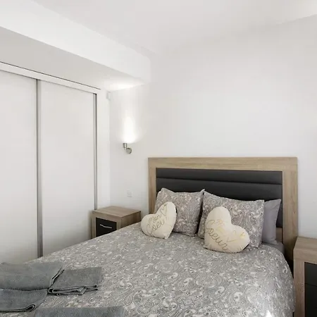 Lovely Paola Apartment *